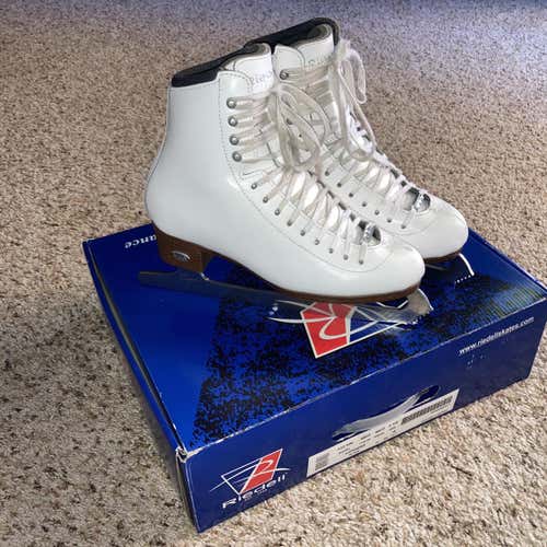 Riedell Diamond 133 DM Figure Skates - Size 5.5