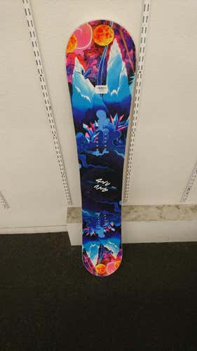 Women's 2018 GNU Velvet Snowboard (150cm)