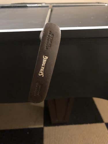 Used Men's Spalding Right Handed Blade Putter 34"