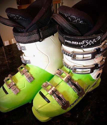 Used Unisex Dalbello Racing SCORPION 70 Ski Boots Soft Flex
