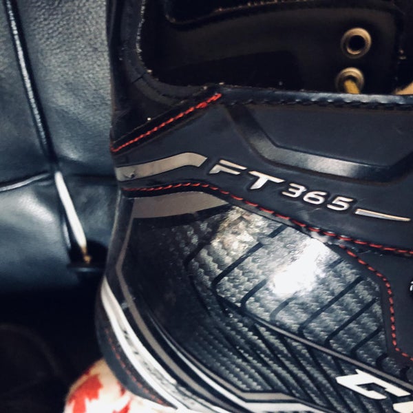 Senior CCM FT365 Regular Width Pro Stock Size 7.5 Hockey Skates
