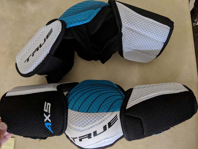 New Senior Large True Elbow Pads 3 Piece