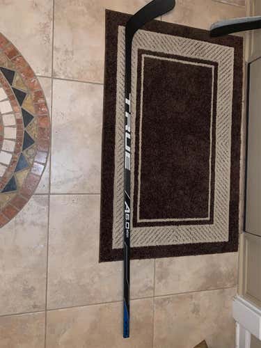 Senior Right Handed A6.0 SBP  Hockey Stick