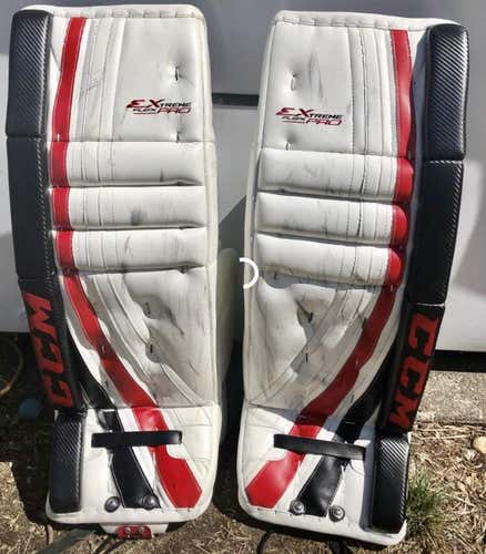 Senior 32" CCM Extreme Flex Pro Pro Stock Goalie Leg Pads