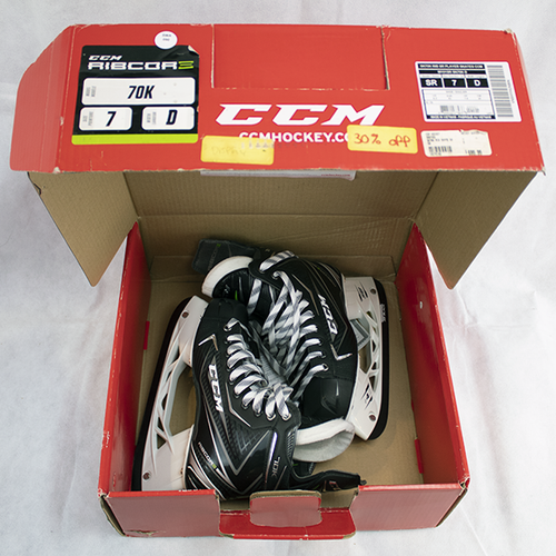 New in Box SR CCM Ribcor 70K Hockey Skates Regular Width Size 7.0D 090/022F