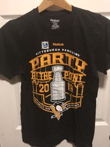 Pittsburgh Penguins 2016 Stanley Cup Champions Party at the Point T-Shirt