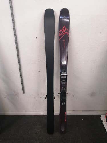 Women's 2019 161cm Salomon QST Myriad 85 Skis With Bindings
