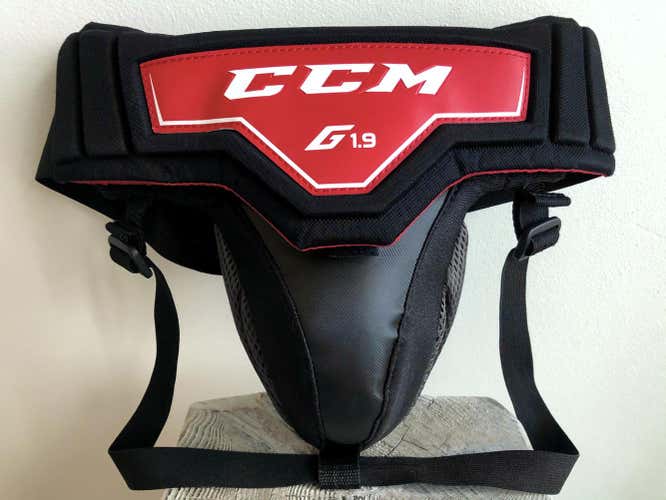 New Goalie SR CCM 1.9 Senior Goal Jock