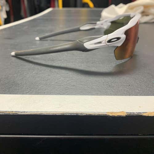 White Unisex  Oakley Radar EV Sunglasses