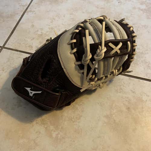New Mizuno First Base franchise 12.5" Baseball Glove