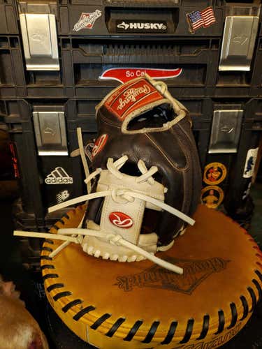 Limited Edition Rawlings Pro Preferred Glove