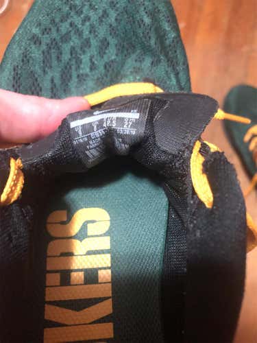 Green Men's Green Bay Packers Size 9.0 (Women's 10) Nike Shoes