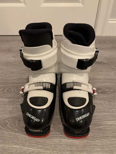 Used Dalbello CX2 Ski Boots