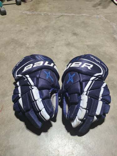 Used Bauer Vapor X900 Lite Gloves 13"