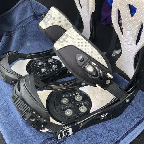 Men's Large Burton Freestyle Snowboard Bindings