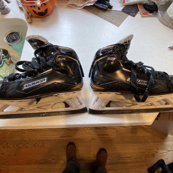 Senior Bauer Supreme S29 Regular Width Size 8 Hockey Goalie Skates