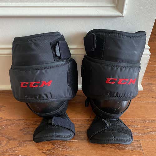Used CCM Knee Guard (Intermediate)