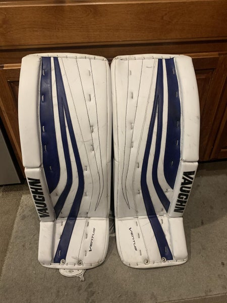 White/Blue Used Senior 32+2" Vaughn Ventus SLR Pro Goalie Leg Pads