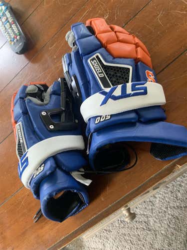 New STX Shield 500 13" Goalie Gloves