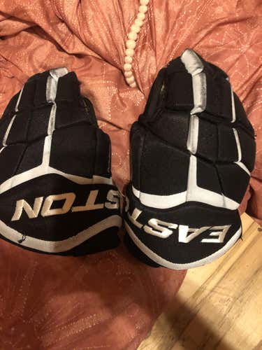 Black Used Senior Easton Stealth C7.0 Gloves 13"