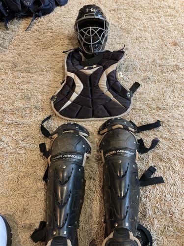 Youth Under Armour Catcher's Set