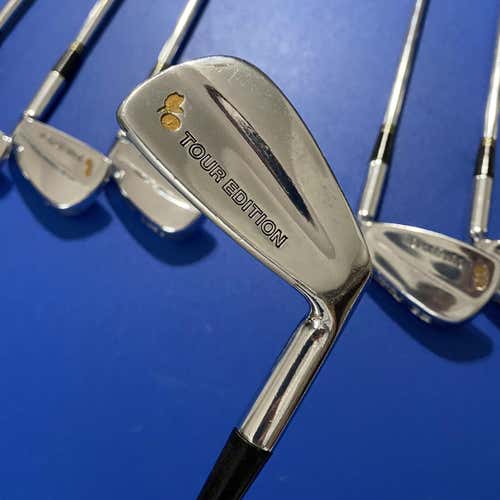 Used Right Handed Steel Shaft Iron Set