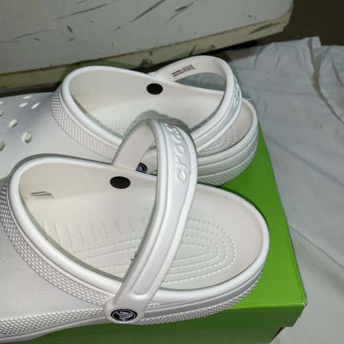 White Men's  Crocs Sz 10.5