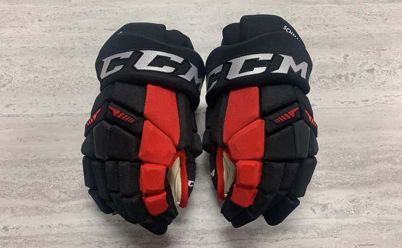 New Chicago Blackhawks 14” CCM Super Tack Pro Stock Gloves