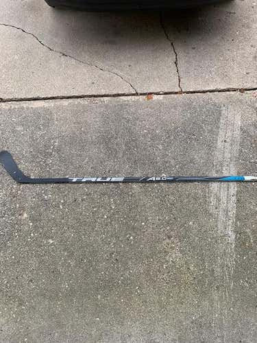 Used Senior True Right Handed A6.0 SBP Hockey Stick Toe Pattern Pro Stock
