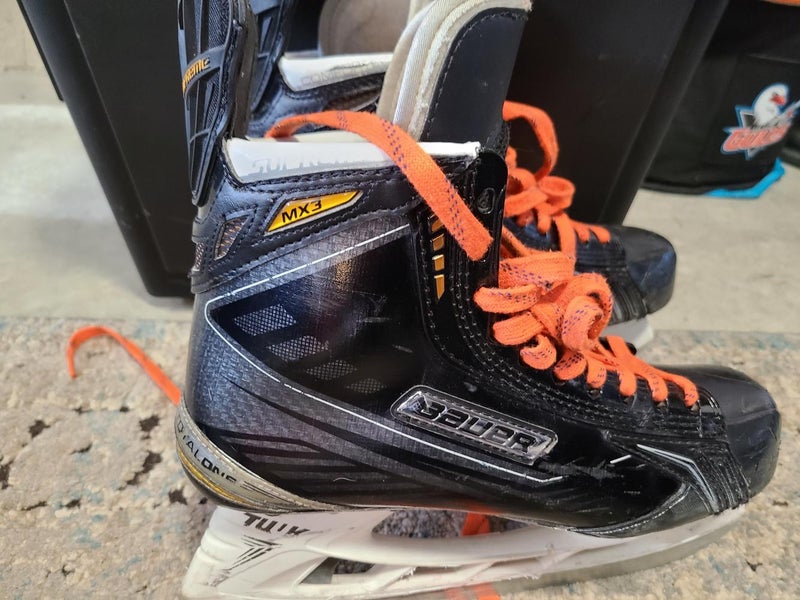 Used Senior Bauer Supreme MX3 Hockey Skates Regular Width Pro Stock Size 9.5