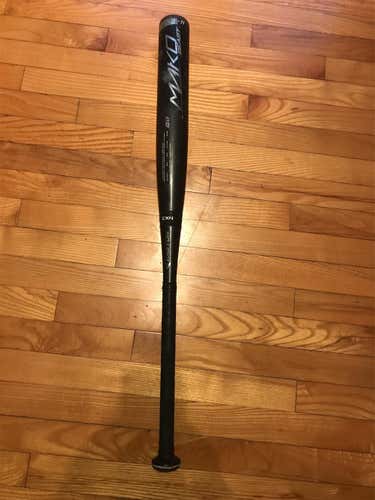 Kid Pitch (9YO-13YO) 2017 Composite Mako (-11) 19 oz 30" Bat