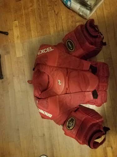 Brown 2300 Chest Protector (fits like a senior small)
