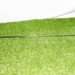 Wilson 	Tour Graphite Os	5 Iron 	Right Handed	38"	Graphite 	Standard 	New Grip