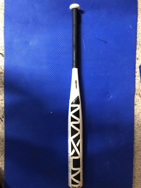 Kid Pitch (9YO-13YO) 2018 Composite Combat Maxum (-5) 26 oz 31" Bat