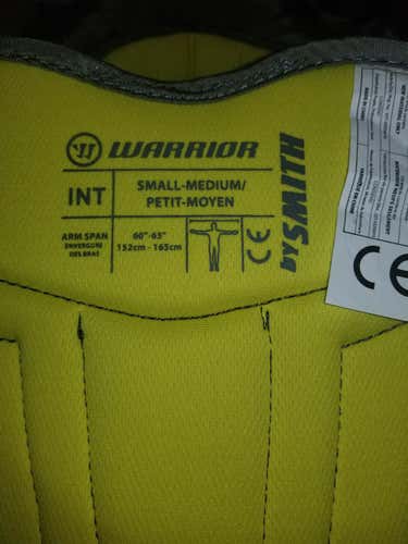 New Intermediate Medium Warrior Ritual G2 Goalie Chest and Arm Protector Goalie Chest Protector