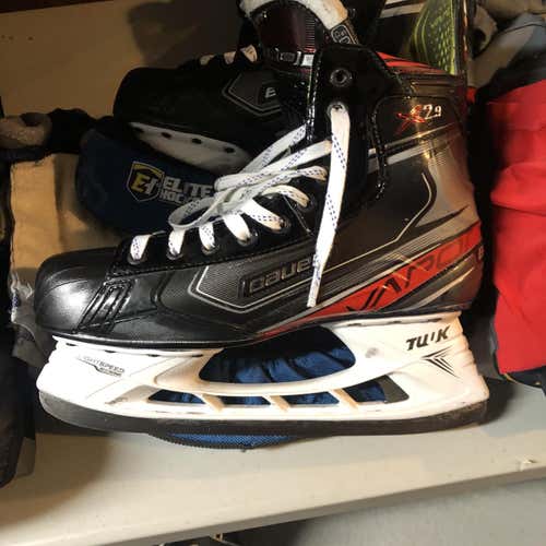 Senior Bauer Vapor X2.9 Regular Width Size 10.5 Hockey Skates