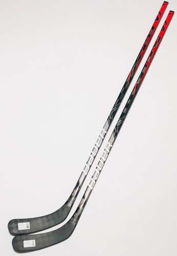2 Pack Bauer Vapor Flylite Hockey Sticks RH-P92-87 Flex
