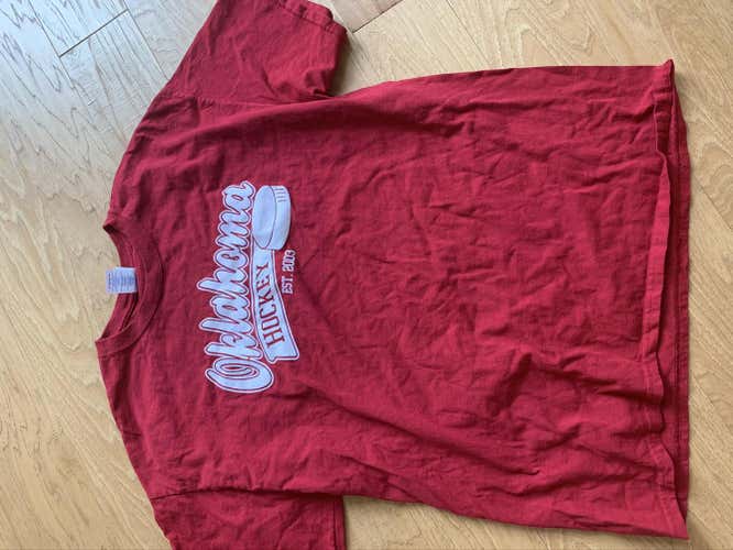 Red Used Adult Men's XL Other Shirts