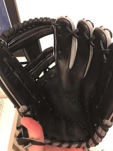 NWOT 2020 Wilson A2000 1786 Superskin SS Black / Gray Baseball Glove Mitt 11.50” RHT NO TRADES