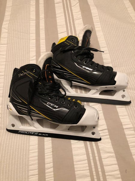 Used Senior CCM Goalie Skates Regular Width Size 7.5