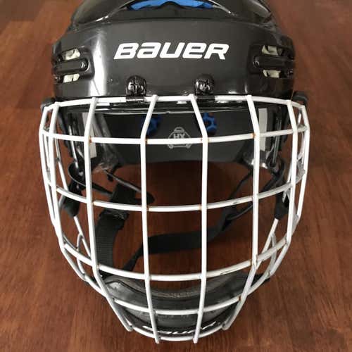 Black Used Medium Bauer 5100  Helmet Combo