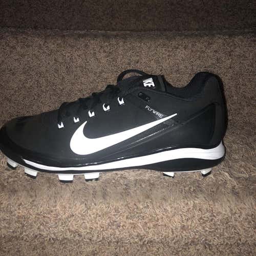 Black Men's Molded Cleats Low Cut