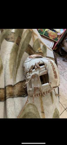 Marucci Baseball Glove