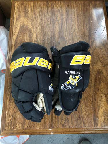 Black Senior Bauer 14" Pro Stock Gloves