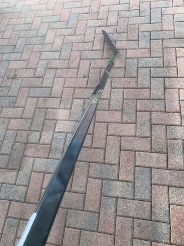 Senior Left Hand RibCor Reckoner Pro Stock Hockey Stick