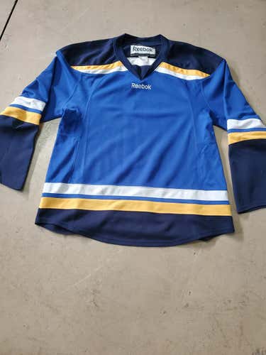 Like new! Sr. Large Reebok Jersey - St. Louis Blues