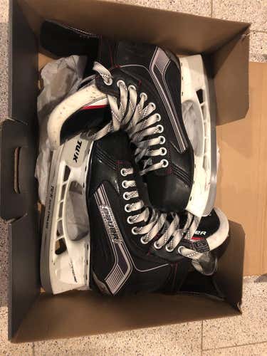 Bauer Vapor X400 Regular Width  Size 6 Hockey Skates