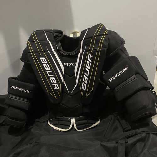 Senior Medium Bauer Supreme S170 Goalie Chest and Arm Protector  Goalie Chest Protector