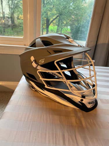 Matte Gray Adult Player's Cascade S Helmet