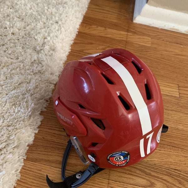 Red Used Small Bauer Re-Akt 95 Helmet